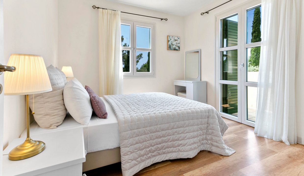 3 Bedroom Town House - Long Term Rental, Aphrodite Hills, Paphos: ID 724 10 - ID 724 - Comark Estates