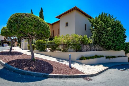 2 Bedroom Villa For Sale - Theseus Village, Aphrodite Hills, Paphos: ID 733 02 - ID 733 - Comark Estates
