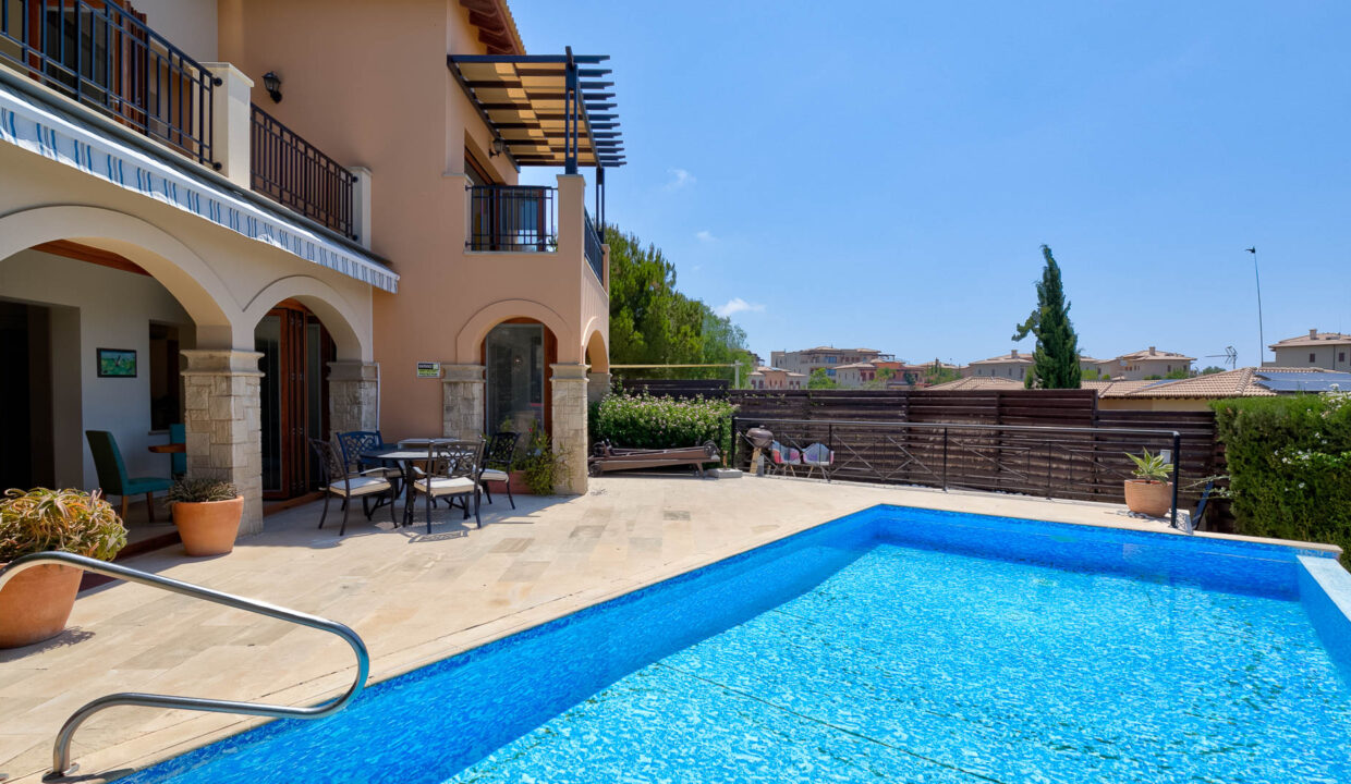 2 Bedroom Villa For Sale - Theseus Village, Aphrodite Hills, Paphos: ID 733 17 - ID 733 - Comark Estates