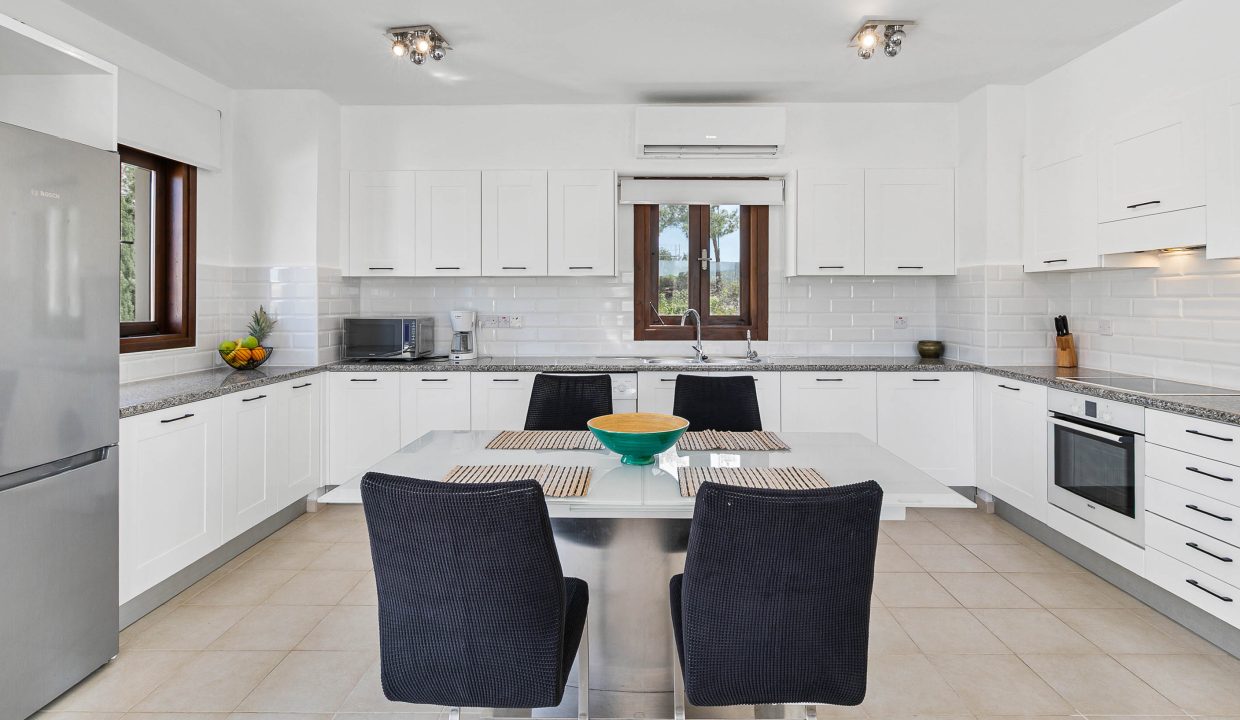 2 Bedroom Apartment For Sale - Zephyros Village, Aphrodite Hills, Paphos: ID 731 01 - ID 731 - Comark Estates