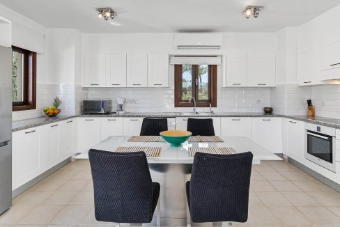 2 Bedroom Apartment For Sale - Zephyros Village, Aphrodite Hills, Paphos: ID 731 01 - ID 731 - Comark Estates