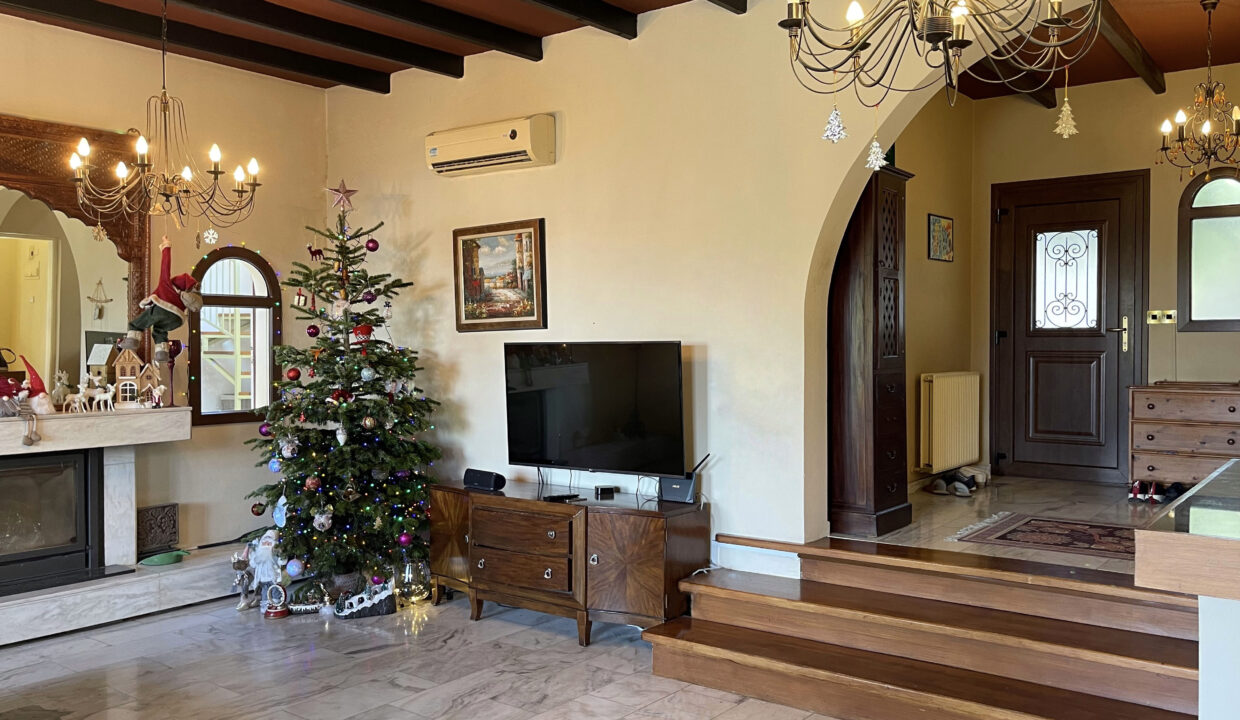 3 Bedroom House For Sale - Tala Village, Paphos: ID 749 17 - ID 749 - Comark Estates