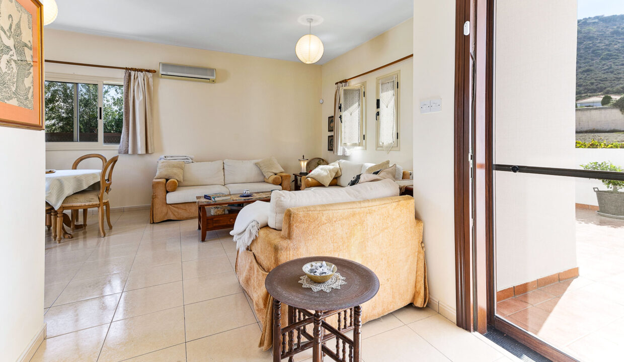 2 Bedroom Bungalow For Sale - Pissouri Village, Pissouri, Limassol: ID 738 09 - ID 738 - Comark Estates
