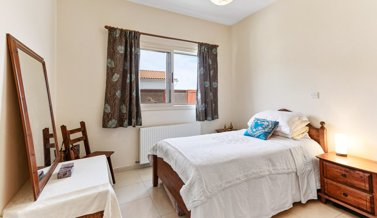 2 Bedroom Bungalow For Sale - Pissouri Village, Pissouri, Limassol: ID 738 14 - ID 738 - Comark Estates