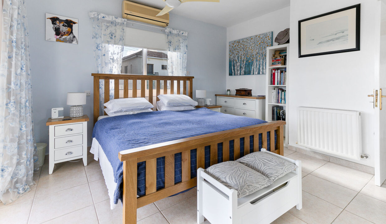 4 Bedroom Bungalow For Sale - Pissouri Village, Pissouri, Limassol: ID 764 02 - ID 764 - Comark Estates