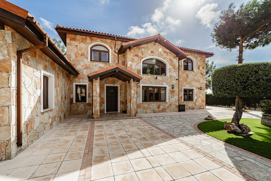 6 Bedroom Villa For Sale - Souni Village, Limassol: ID 759 14 - ID 759 - Comark Estates
