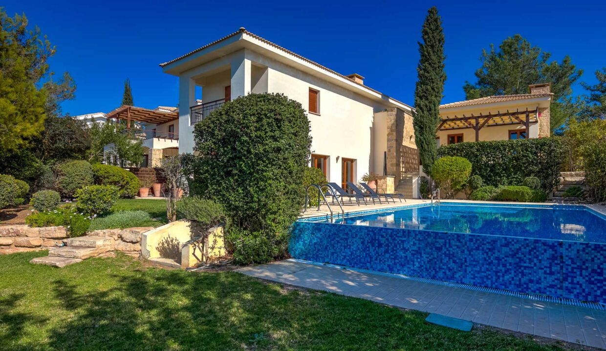 4 Bedroom Villa For Sale - Eastern Plateau, Aphrodite Hills, Paphos: ID 757 03 - ID 757 - Comark Estates