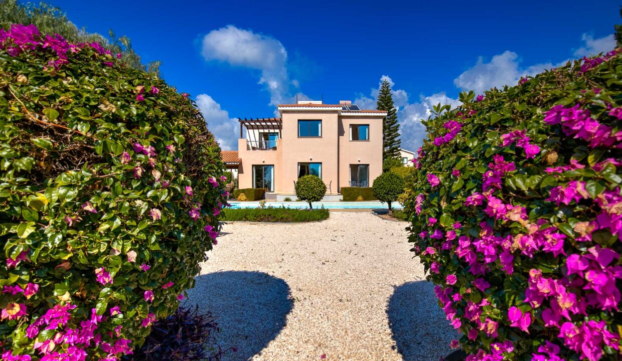 4 Bedroom Villa For Sale - Secret Valley/Venus Rock, Paphos: ID 767 33 - ID 767 - Comark Estates