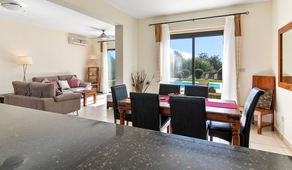 4 Bedroom Villa For Sale - Secret Valley/Venus Rock, Paphos: ID 767 06 - ID 767 - Comark Estates