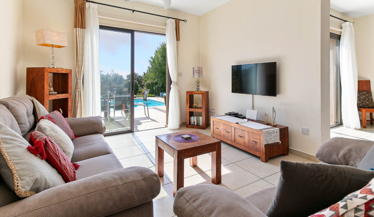 4 Bedroom Villa For Sale - Secret Valley/Venus Rock, Paphos: ID 767 10 - ID 767 - Comark Estates