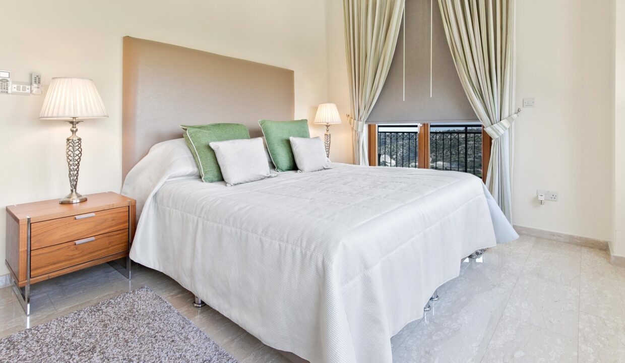 4 Bedroom Villa For Sale - Western Plateau, Aphrodite Hills, Paphos: ID 770 04 - ID 770 - Comark Estates