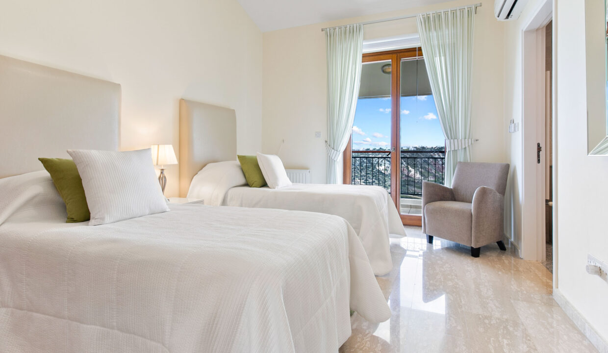 4 Bedroom Villa For Sale - Western Plateau, Aphrodite Hills, Paphos: ID 770 08 - ID 770 - Comark Estates