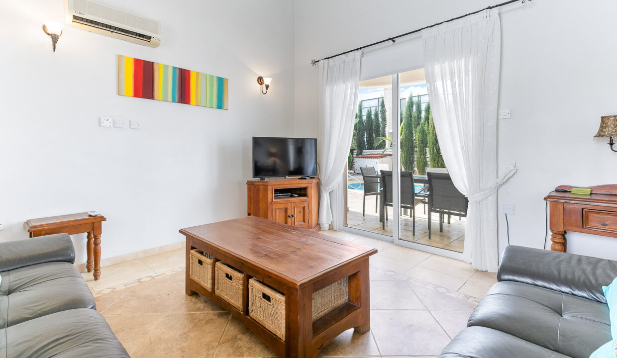 3 Bedroom Villa For Sale - Agios Georgios, Pegeia, Paphos: ID 776 05 - ID 776 - Comark Estates