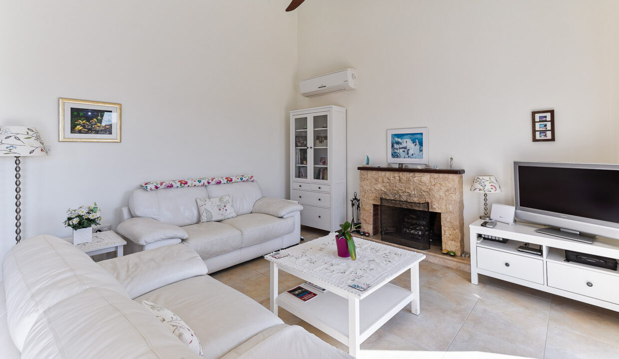 3 Bedroom Villa For Sale - Pissouri Village, Pissouri, Limassol: ID 784 06 - ID 784 - Comark Estates