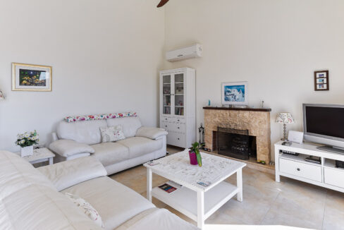 3 Bedroom Villa For Sale - Pissouri Village, Pissouri, Limassol: ID 784 06 - ID 784 - Comark Estates
