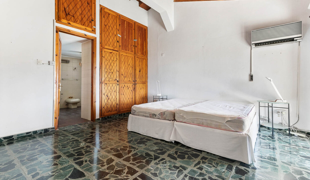4 Bedroom Villa For Sale - Pissouri Village, Pissouri, Limassol: ID 783 07 - ID 783 - Comark Estates