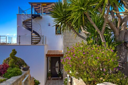 6 Bedroom Villa For Sale - Eastern Plateau, Aphrodite Hills, Paphos: ID 782 02 - ID 782 - Comark Estates
