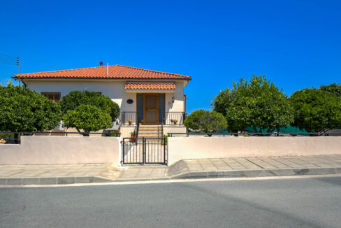 2 Bedroom Bungalow For Sale - Pissouri Village, Pissouri, Limassol: ID 785 02 - ID 785 - Comark Estates