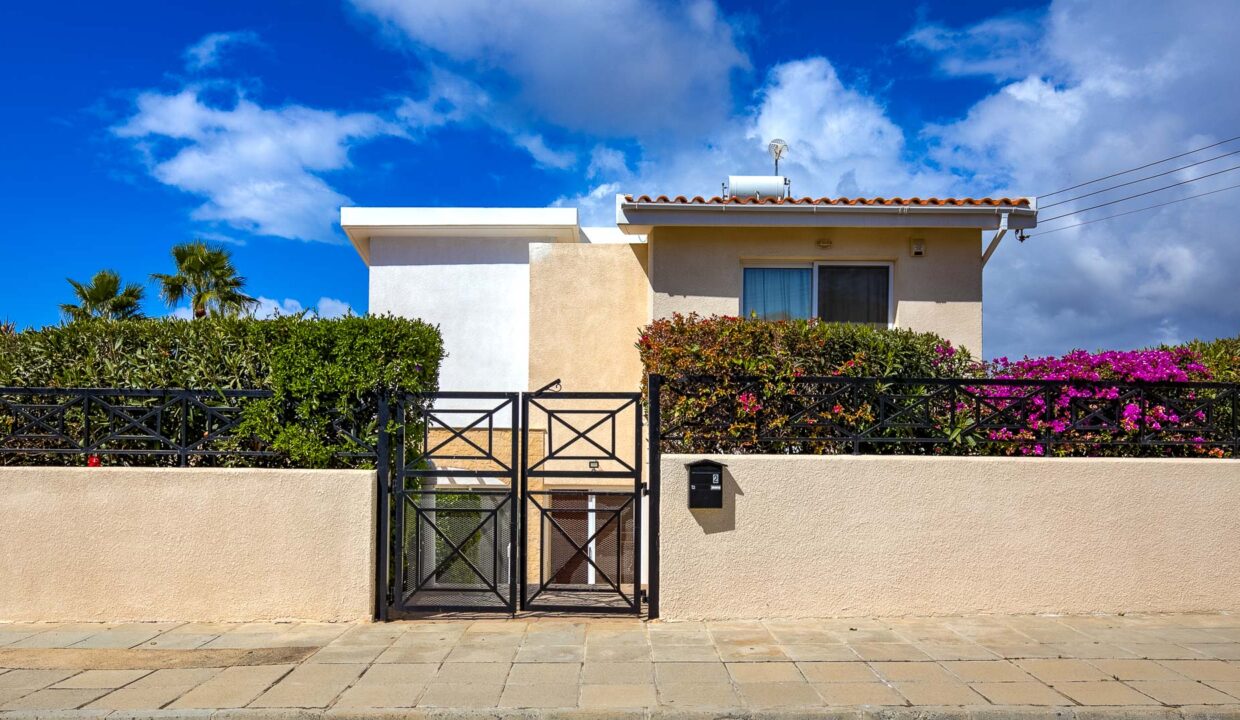 5 Bedroom Villa For Sale - Pissouri Village, Pissouri, Limassol: ID 797 33 - ID 797 - Comark Estates