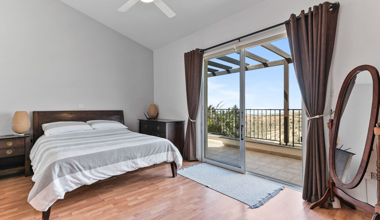 5 Bedroom Villa For Sale - Pissouri Village, Pissouri, Limassol: ID 797 26 - ID 797 - Comark Estates