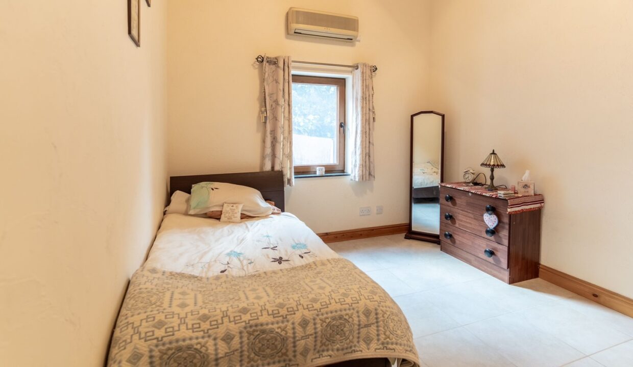3 Bedroom Bungalow For Sale - Kouklia Village, Paphos: ID 821 15 - ID 821 - Comark Estates