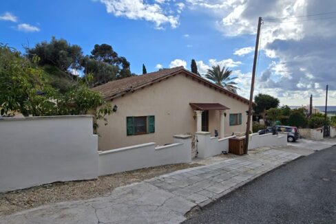 3 Bedroom Bungalow For Sale - Kouklia Village, Paphos: ID 821 04 - ID 821 - Comark Estates