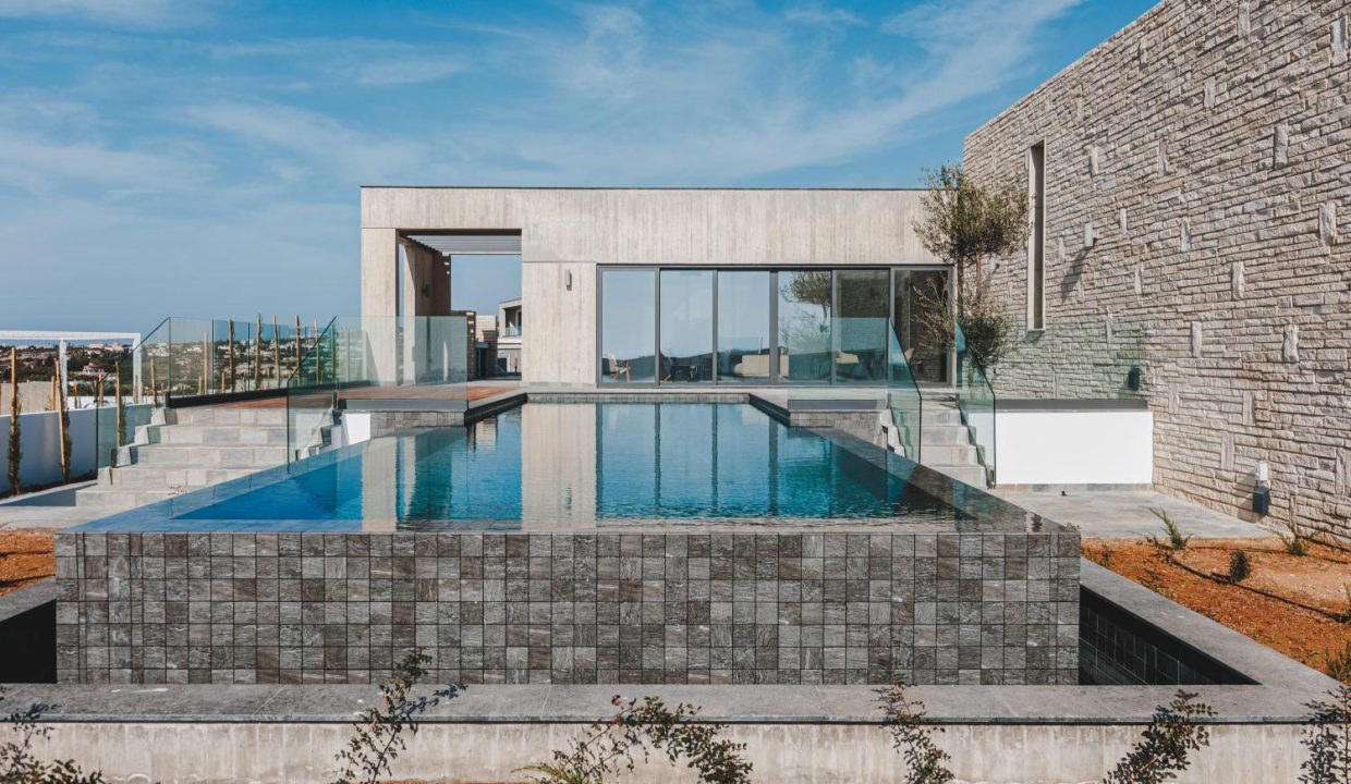 4 Bedroom Villa For Sale - Sea Caves, Pegeia, Paphos: ID 985 01 - ID 985 - Comark Estates