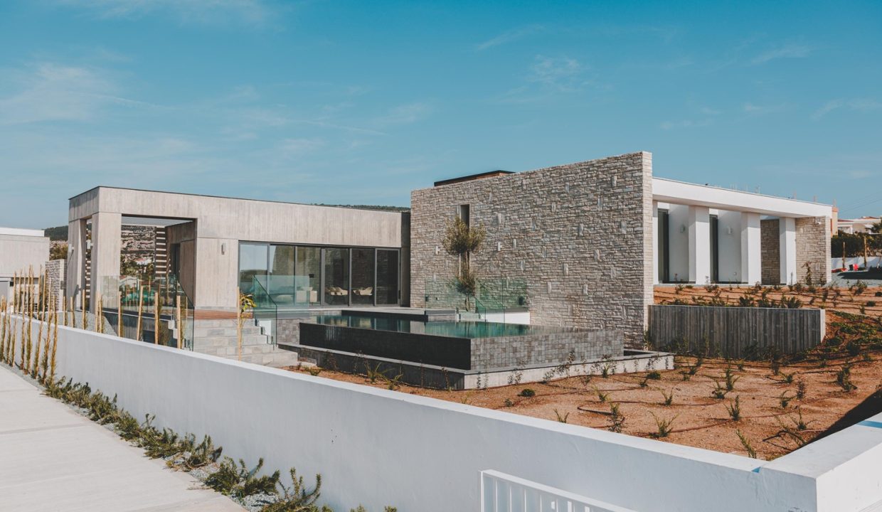 4 Bedroom Villa For Sale - Sea Caves, Pegeia, Paphos: ID 985 04 - ID 985 - Comark Estates