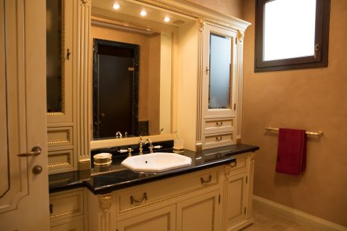 6 Bedroom Villa For Sale - Eastern Plateau, Aphrodite Hills, Paphos : ID 982 11 - ID 982 - Comark Estates