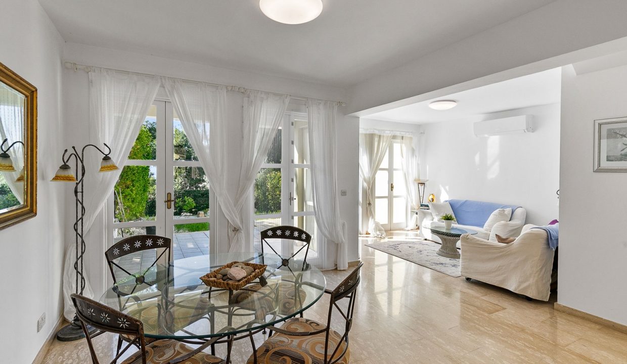 2 Bedroom Townhouse For Sale - Adonis Village, Aphrodite Hills, Paphos: ID 965 05 - ID 965 - Comark Estates