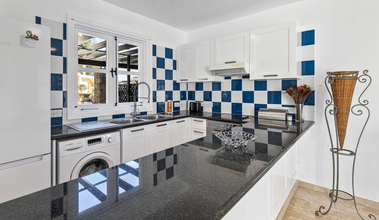 2 Bedroom Townhouse For Sale - Adonis Village, Aphrodite Hills, Paphos: ID 965 07 - ID 965 - Comark Estates