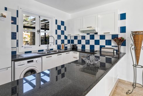 2 Bedroom Townhouse For Sale - Adonis Village, Aphrodite Hills, Paphos: ID 965 07 - ID 965 - Comark Estates