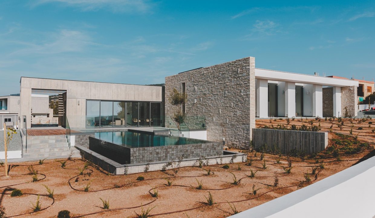4 Bedroom Villa For Sale - Sea Caves, Pegeia, Paphos: ID 985 13 - ID 985 - Comark Estates