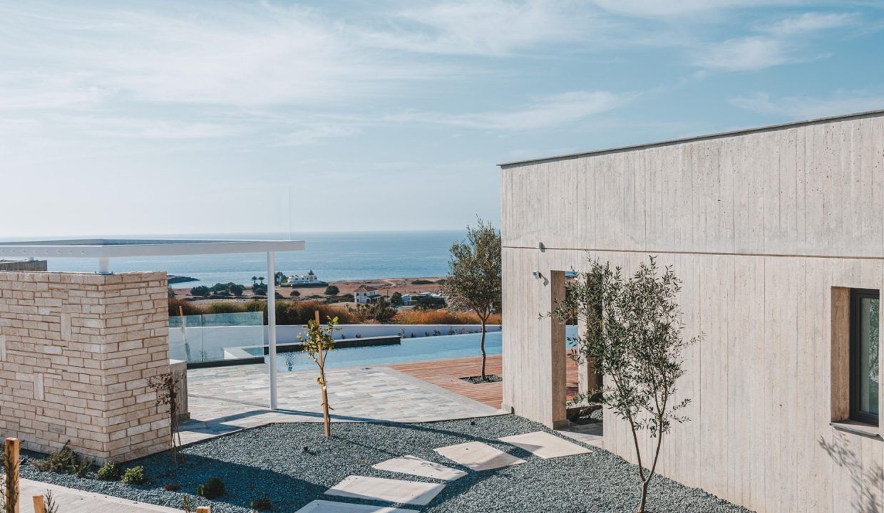 4 Bedroom Villa For Sale - Sea Caves, Pegeia, Paphos: ID 985 19 - ID 985 - Comark Estates