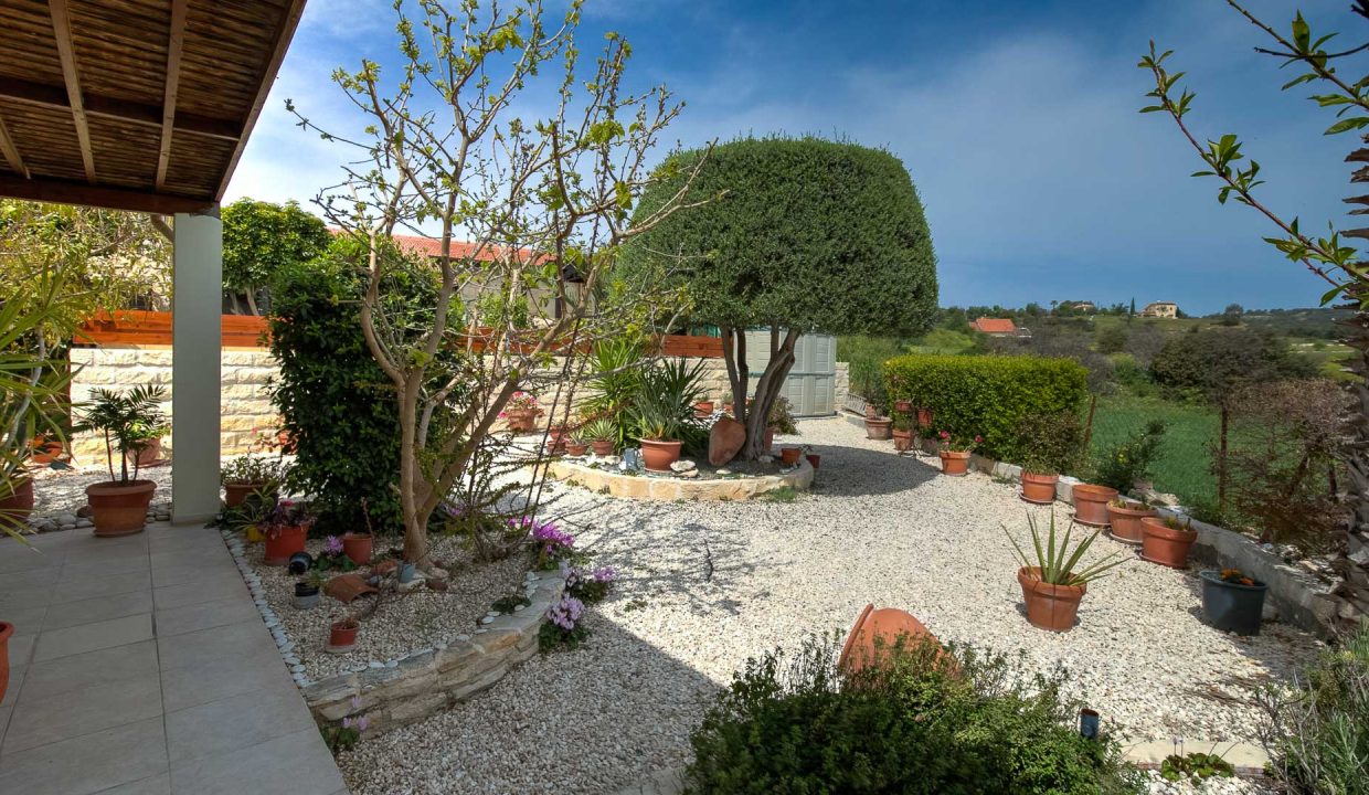 2 Bedroom Bungalow For Sale - Anogyra Village, Limassol: ID 1005 07 - ID 1005 - Comark Estates