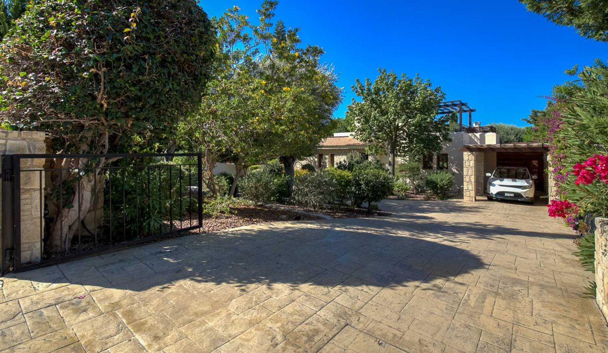 3 Bedroom Villa For Sale – Western Plateau, Aphrodite Hills, Paphos: ID 996 02 - ID 996 - Comark Estates