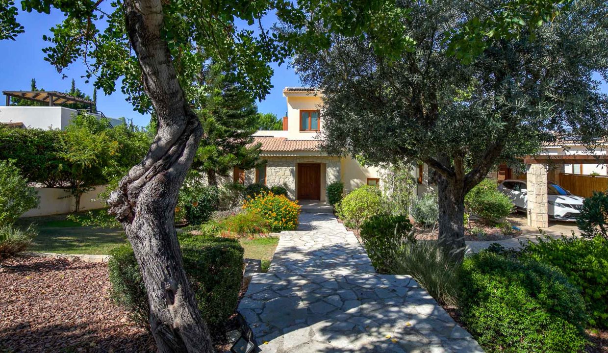 3 Bedroom Villa For Sale – Western Plateau, Aphrodite Hills, Paphos: ID 996 03 - ID 996 - Comark Estates