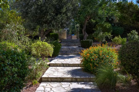 3 Bedroom Villa For Sale – Western Plateau, Aphrodite Hills, Paphos: ID 996 12 - ID 996 - Comark Estates