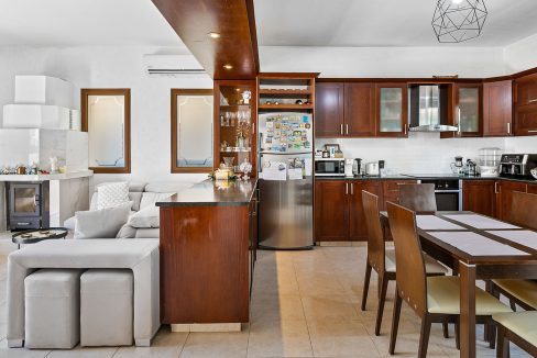 3 Bedroom Villa For Sale - Kato Polemidia, Limassol: ID 999 10 - ID 999 - Comark Estates