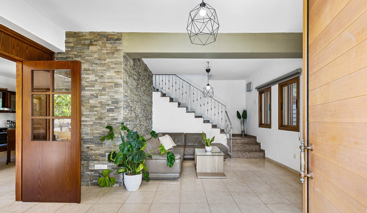 3 Bedroom Villa For Sale - Kato Polemidia, Limassol: ID 999 04 - ID 999 - Comark Estates
