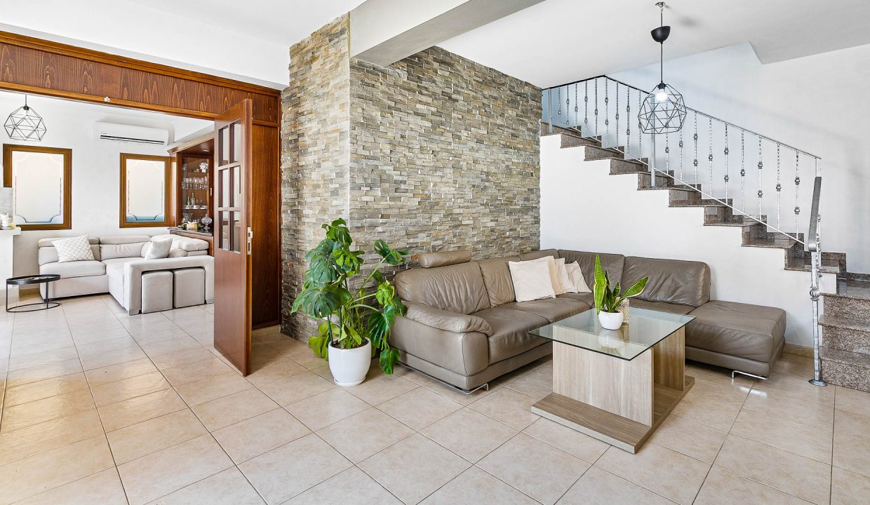 3 Bedroom Villa For Sale - Kato Polemidia, Limassol: ID 999 07 - ID 999 - Comark Estates