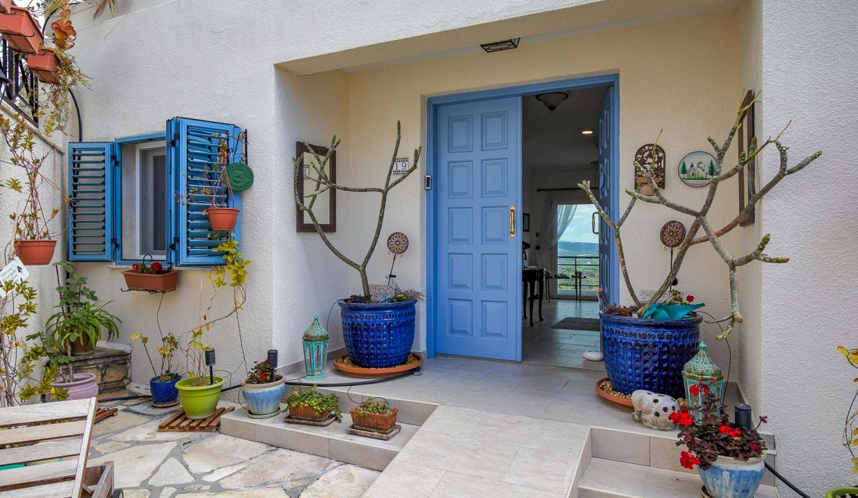 3 Bedroom Penthouse For Sale - Pissouri, Pissouri Village, Limassol: ID 991 02 - ID 991 - Comark Estates