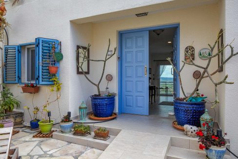 3 Bedroom Penthouse For Sale - Pissouri, Pissouri Village, Limassol: ID 991 02 - ID 991 - Comark Estates