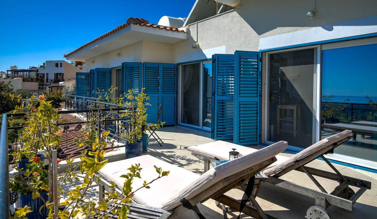 3 Bedroom Penthouse For Sale - Pissouri, Pissouri Village, Limassol: ID 991 18 - ID 991 - Comark Estates