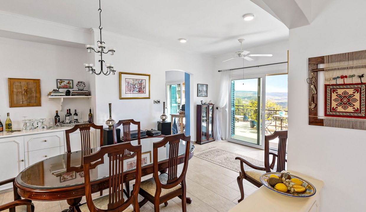 3 Bedroom Penthouse For Sale - Pissouri, Pissouri Village, Limassol: ID 991 08 - ID 991 - Comark Estates
