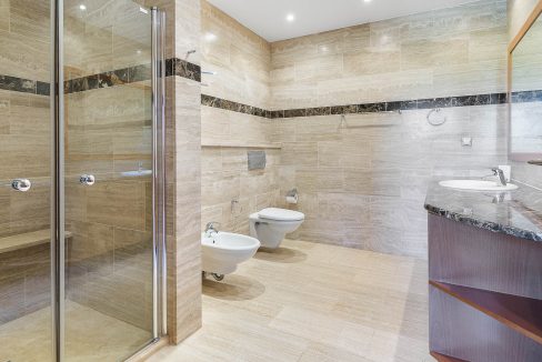 5 Bedroom Villa For Sale – Western Plateau, Aphrodite Hills, Paphos: ID 997 32 - ID 997 - Comark Estates