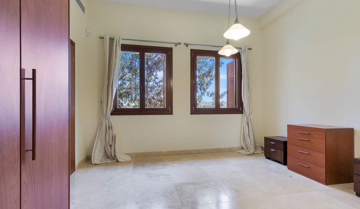 5 Bedroom Villa For Sale – Western Plateau, Aphrodite Hills, Paphos: ID 997 33 - ID 997 - Comark Estates