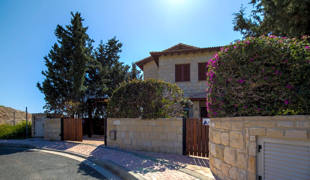 5 Bedroom Villa For Sale – Western Plateau, Aphrodite Hills, Paphos: ID 997 06 - ID 997 - Comark Estates