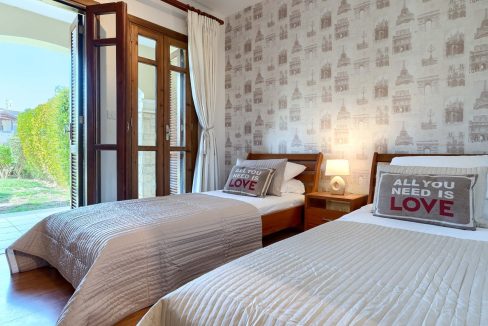 Apartment 1015 for Sale Aphrodite Hills Resort, Cyprus. Comark Estates10
