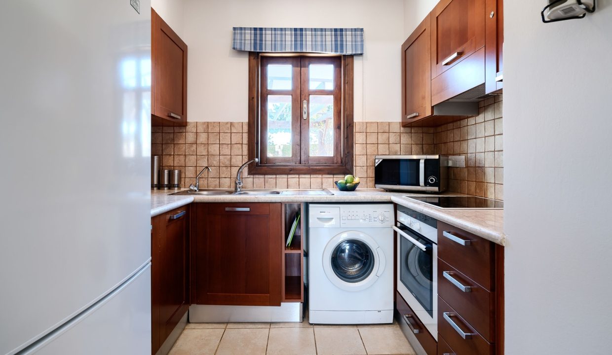 Apartment 1015 for Sale Aphrodite Hills Resort, Cyprus. Comark Estates14